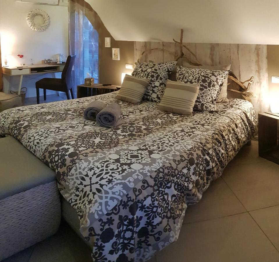 La Villa Esterel & Spa Village-Neuf Exteriör bild
